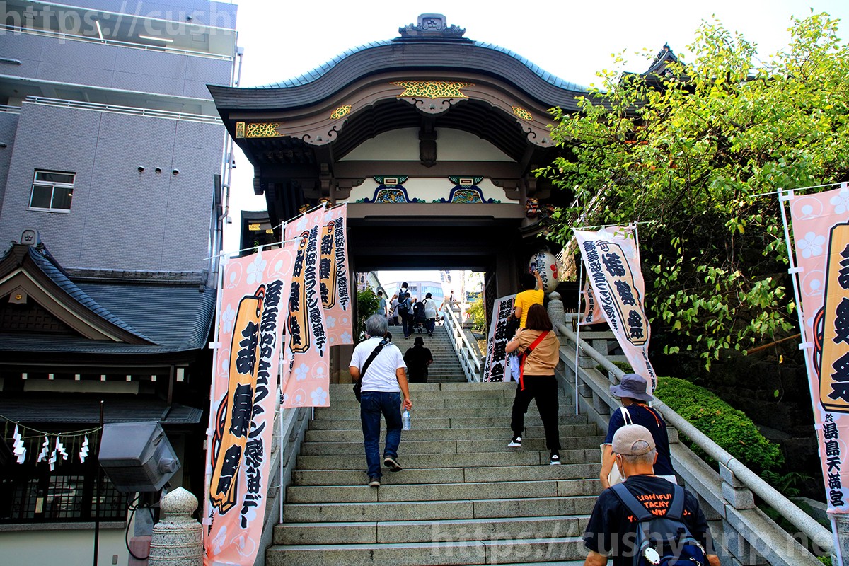 謝楽祭会場の湯島天神